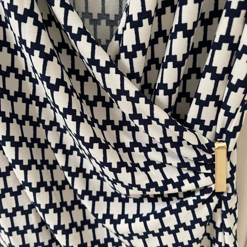 Women blouse - Picture 5 of 5